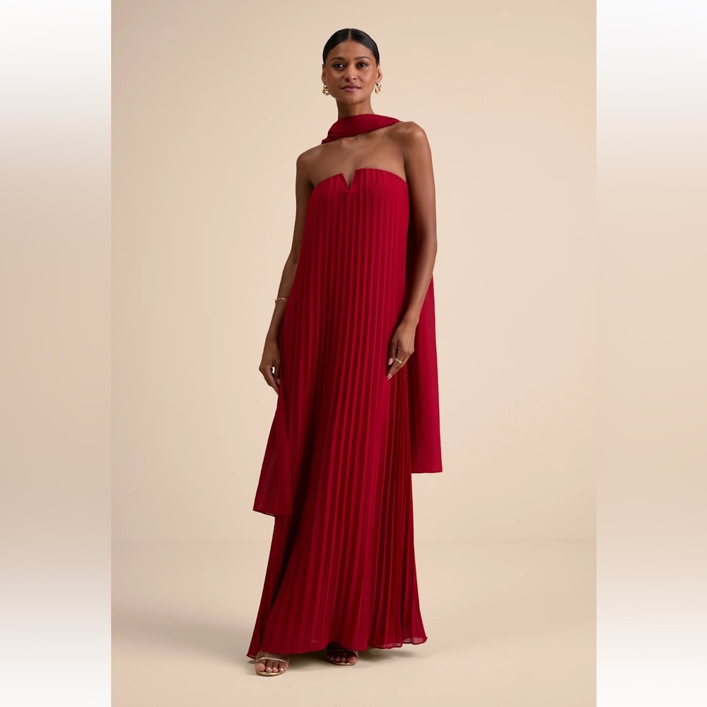 Lulu's Strapless Red Dress